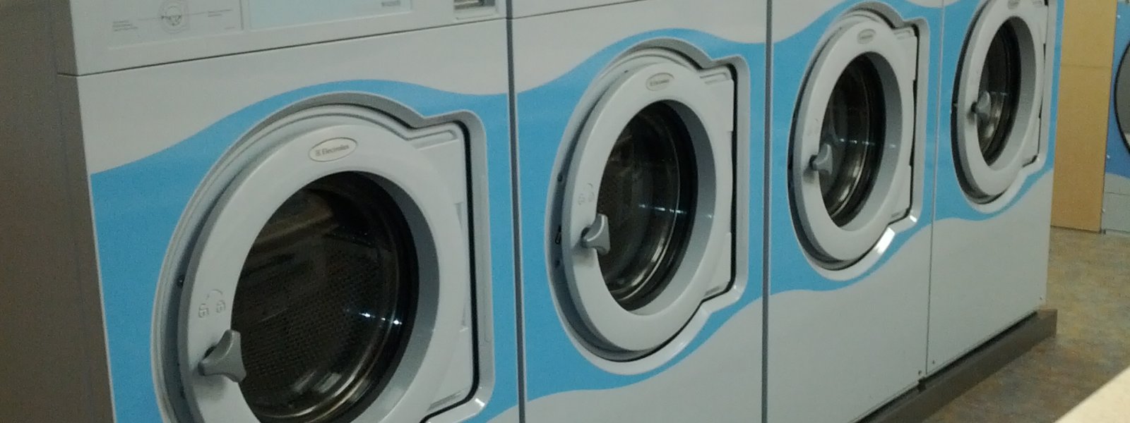 Super Clean Laundromat 👍 5/5 2 Reviews 8 Lincoln St, Ajax, ON
